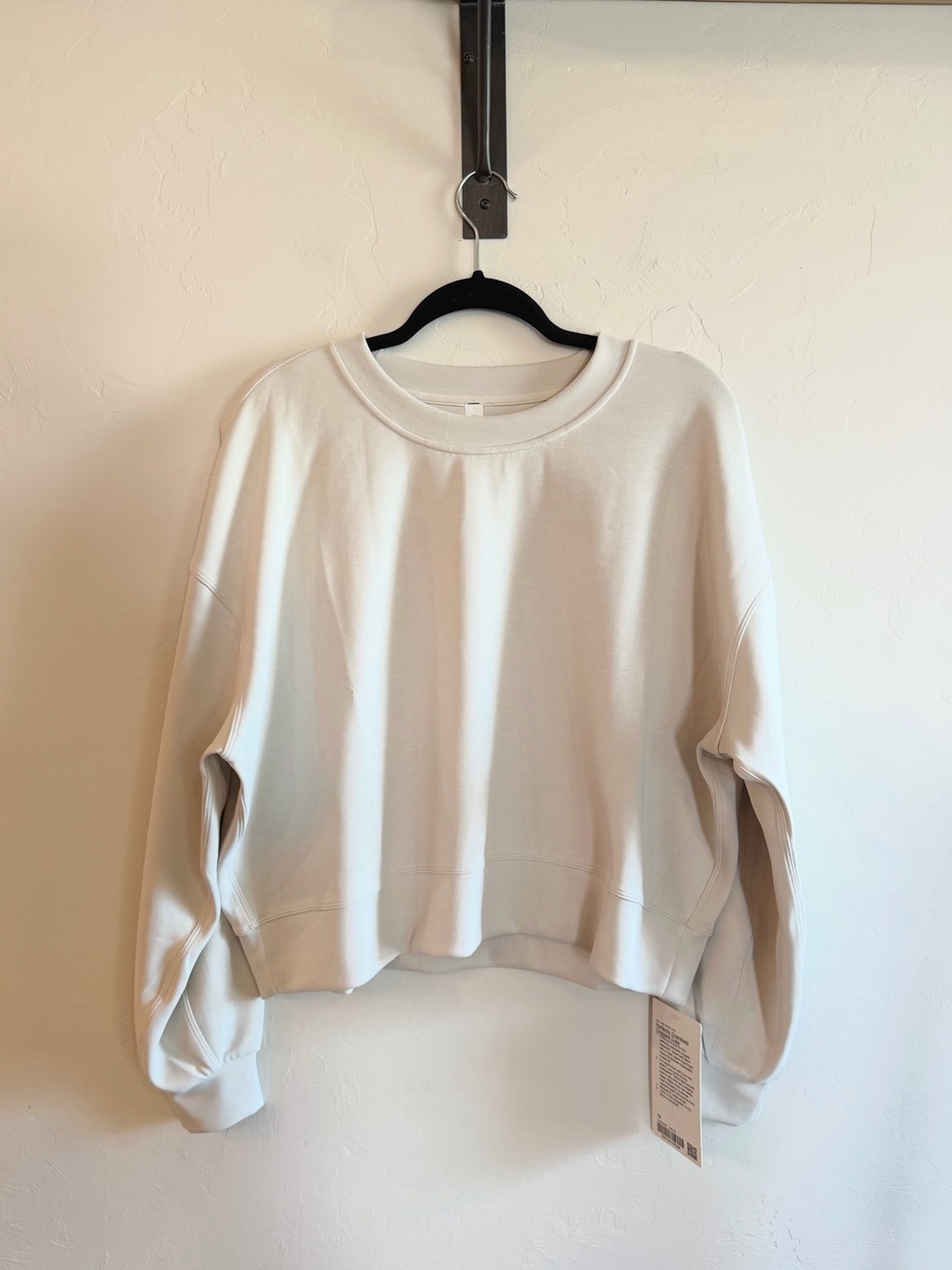 Lululemon Perfectly Oversized Cropped Crew *White Opal